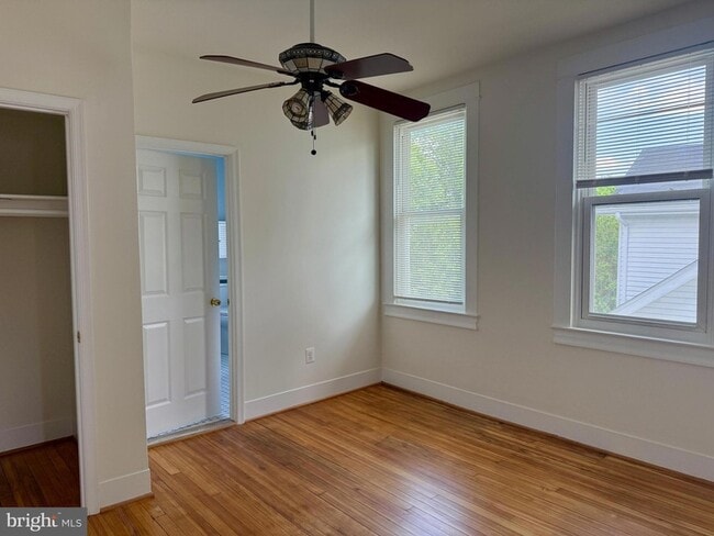 Building Photo - 3016 Taylor Ave