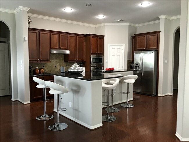 Building Photo - 13401 Indigo Sands Dr