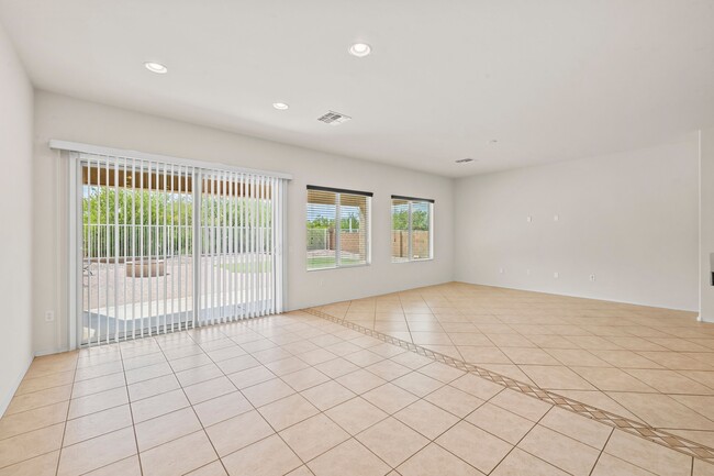 Building Photo - 5658 S Morning Shadows Dr
