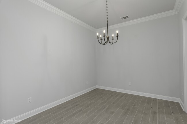 Building Photo - 212 Paisley Ln