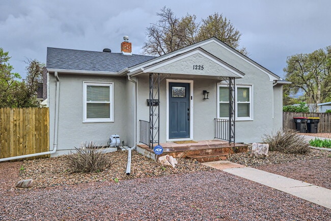 Primary Photo - 1225 E Yampa St