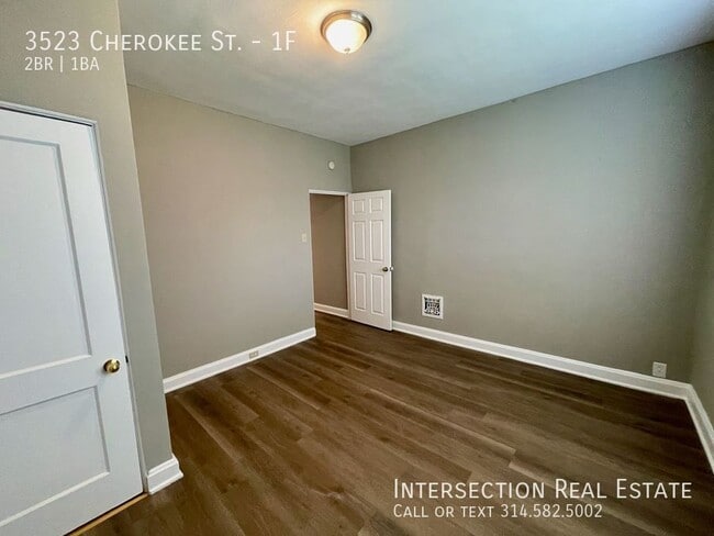 Building Photo - 3523 Cherokee St