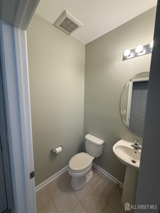 Building Photo - 8 Andrews Way