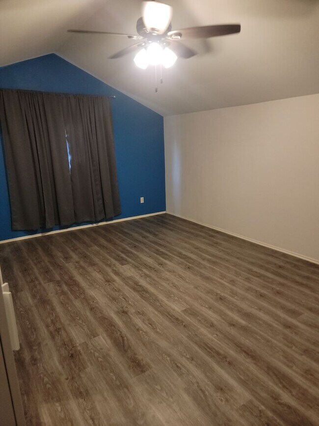 Building Photo - 7122 Pharaoh Dr