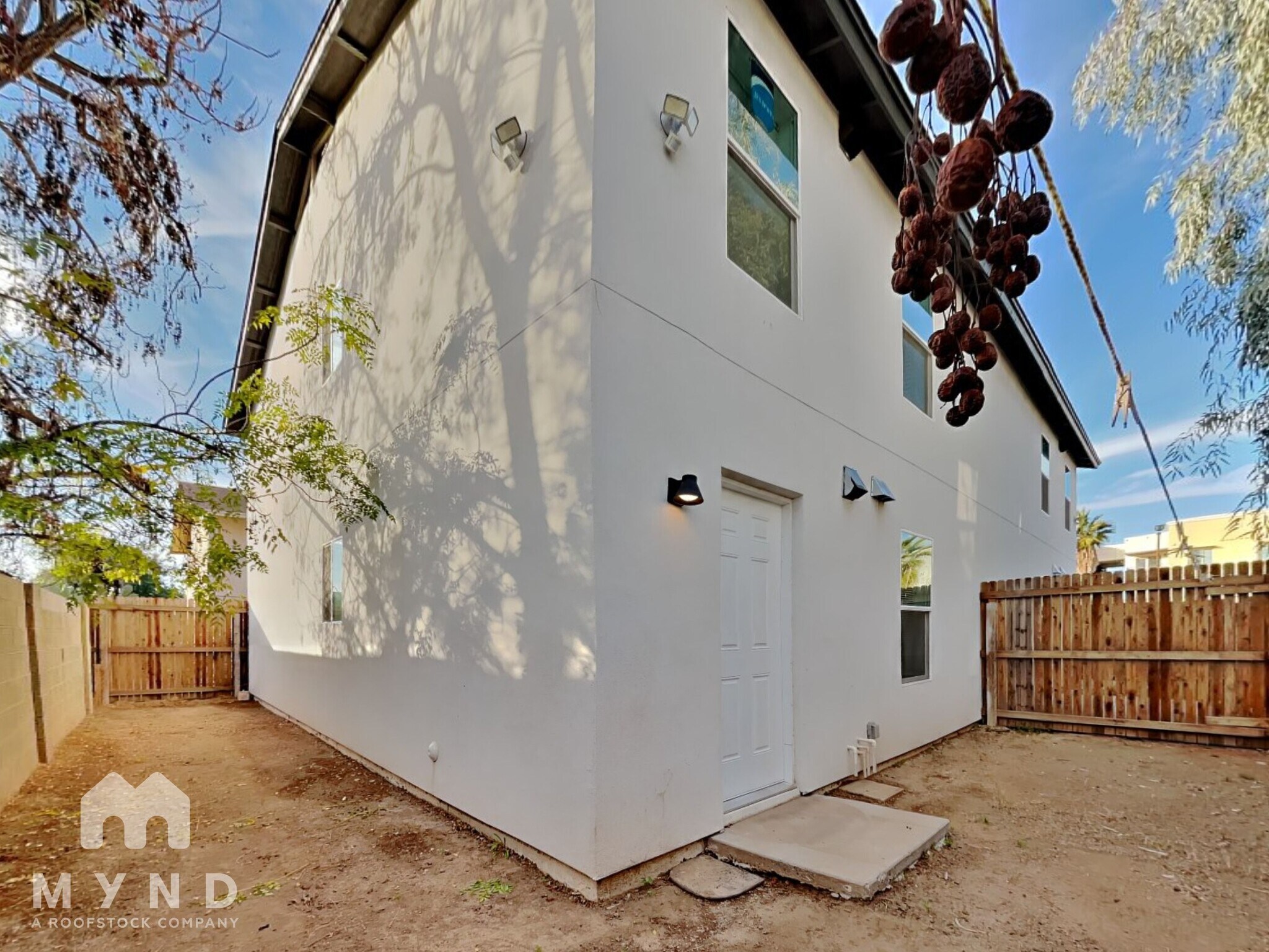 Building Photo - 6649 W Ocotillo Rd