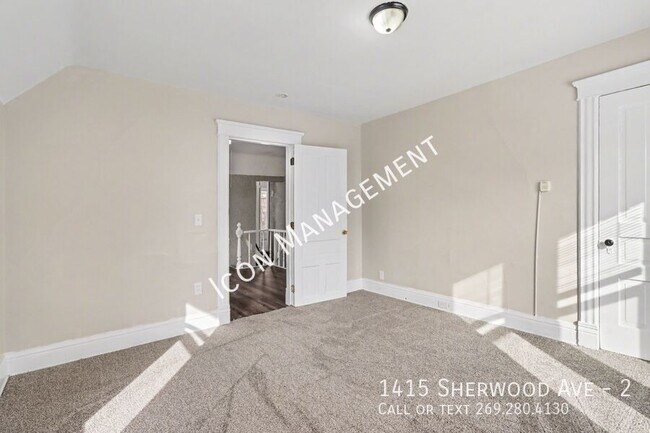 Building Photo - 1415 Sherwood Ave