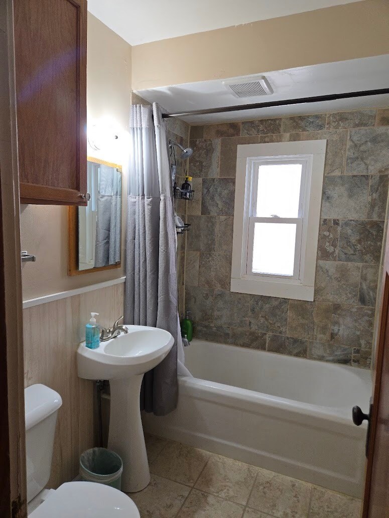 Bath - 618 S Main St
