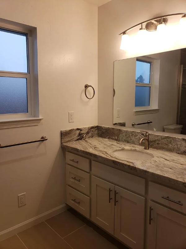 Building Photo - 819 Regnier Ln