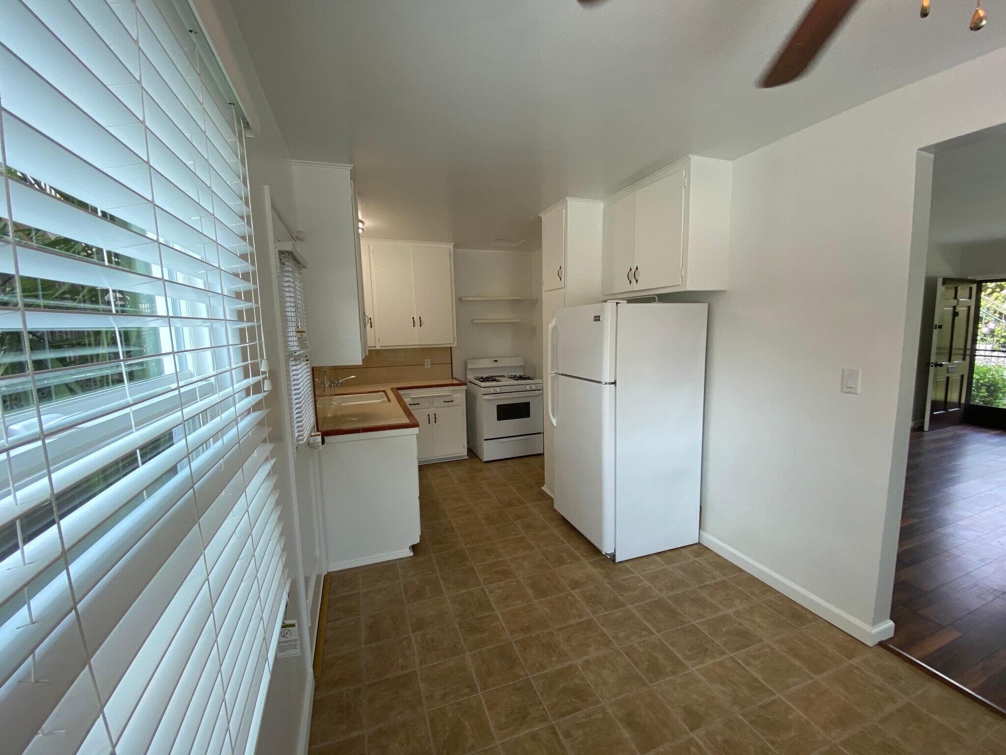 Kitch - 4439 Lakeside Dr