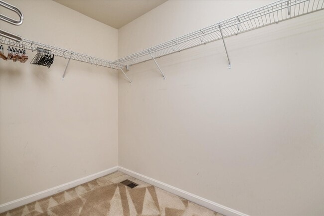 Building Photo - 1727 Jennifer Meadows Ct