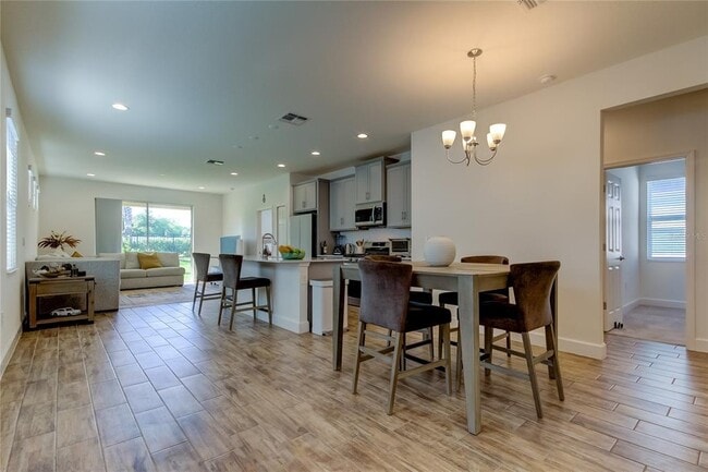 Building Photo - 5535 Del Coronado Dr