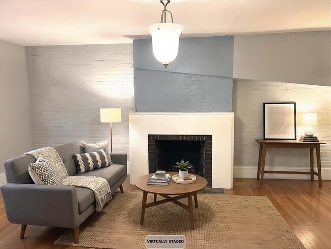 Building Photo - 86 Commonwealth Ave