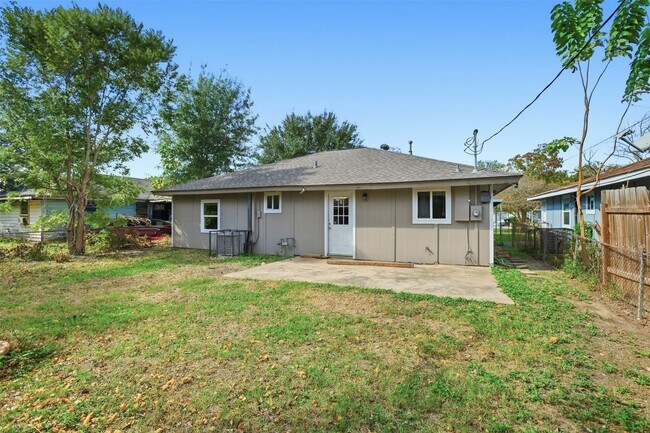 Building Photo - 7301 Conley St