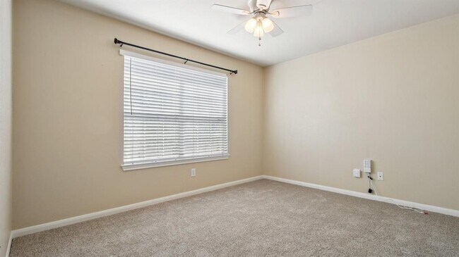 Building Photo - 3916 Bandice Ln