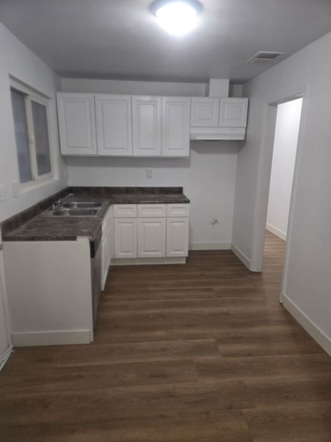 Building Photo - Beautiful 3 bedroom home in Lancaster