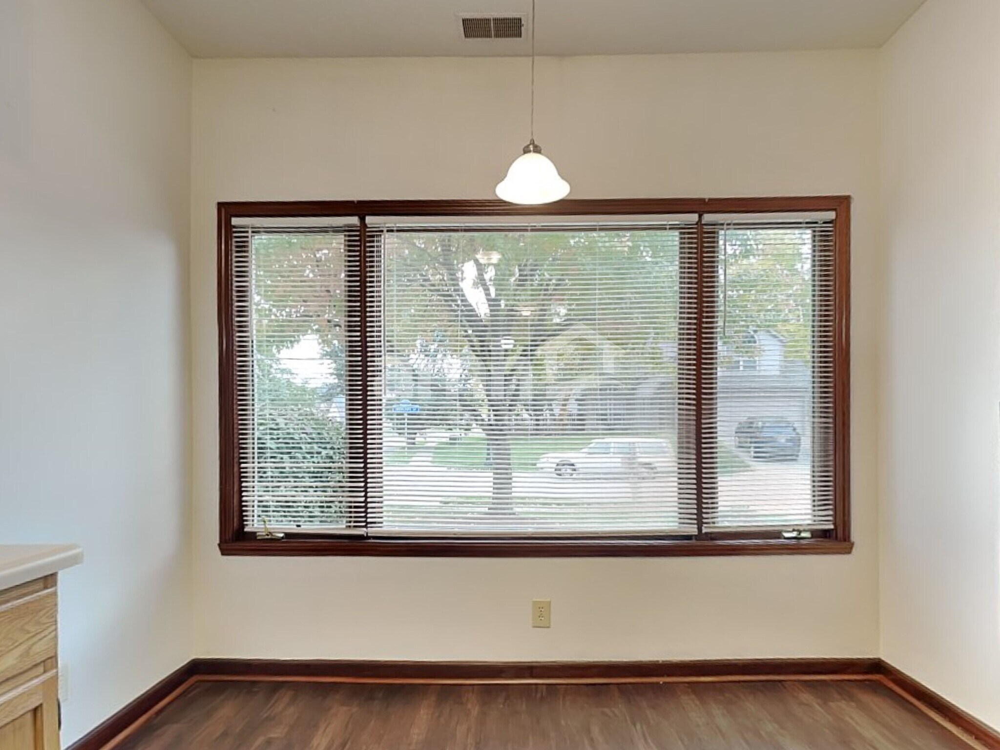 Building Photo - 9940 Wellcroft Ln