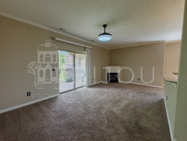 Building Photo - 1695 Little Bear Creek Point