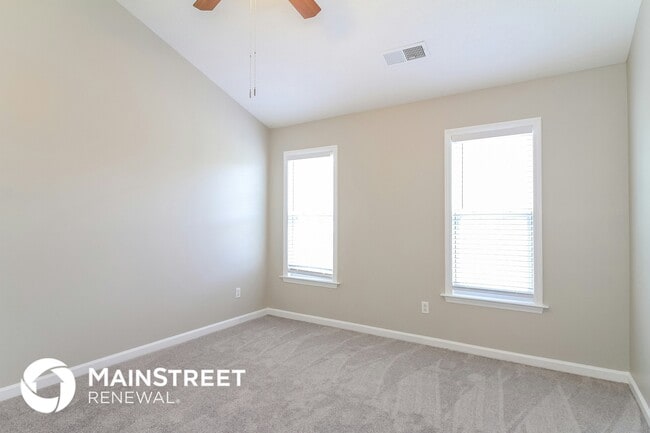 Building Photo - 5560 Angel Oaks Dr
