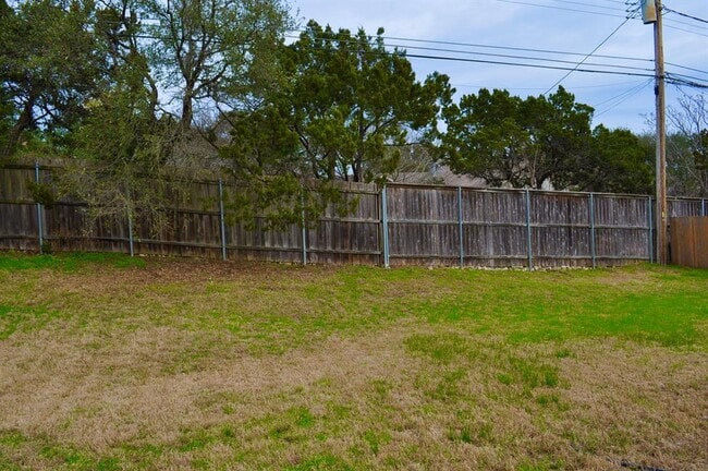 Building Photo - 8304 Red Willow Dr