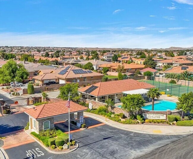 Building Photo - Luxury Home at Stonebrook Estates-Gated Community- 4 Bedrooms, 5 Bathrooms