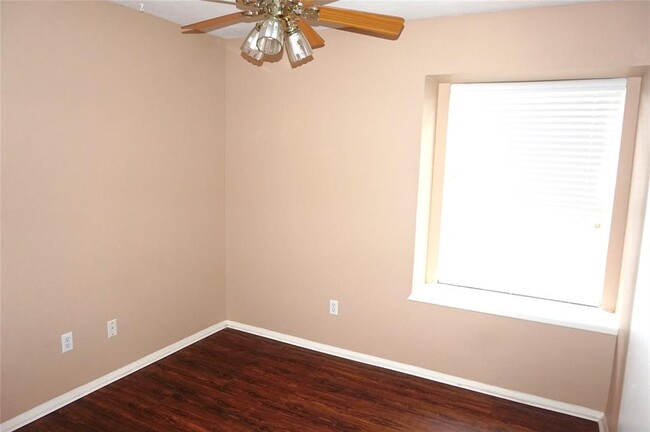 Building Photo - 3718 Glade Forest Dr