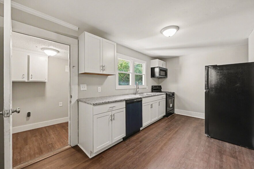 Building Photo - 359 Grice St