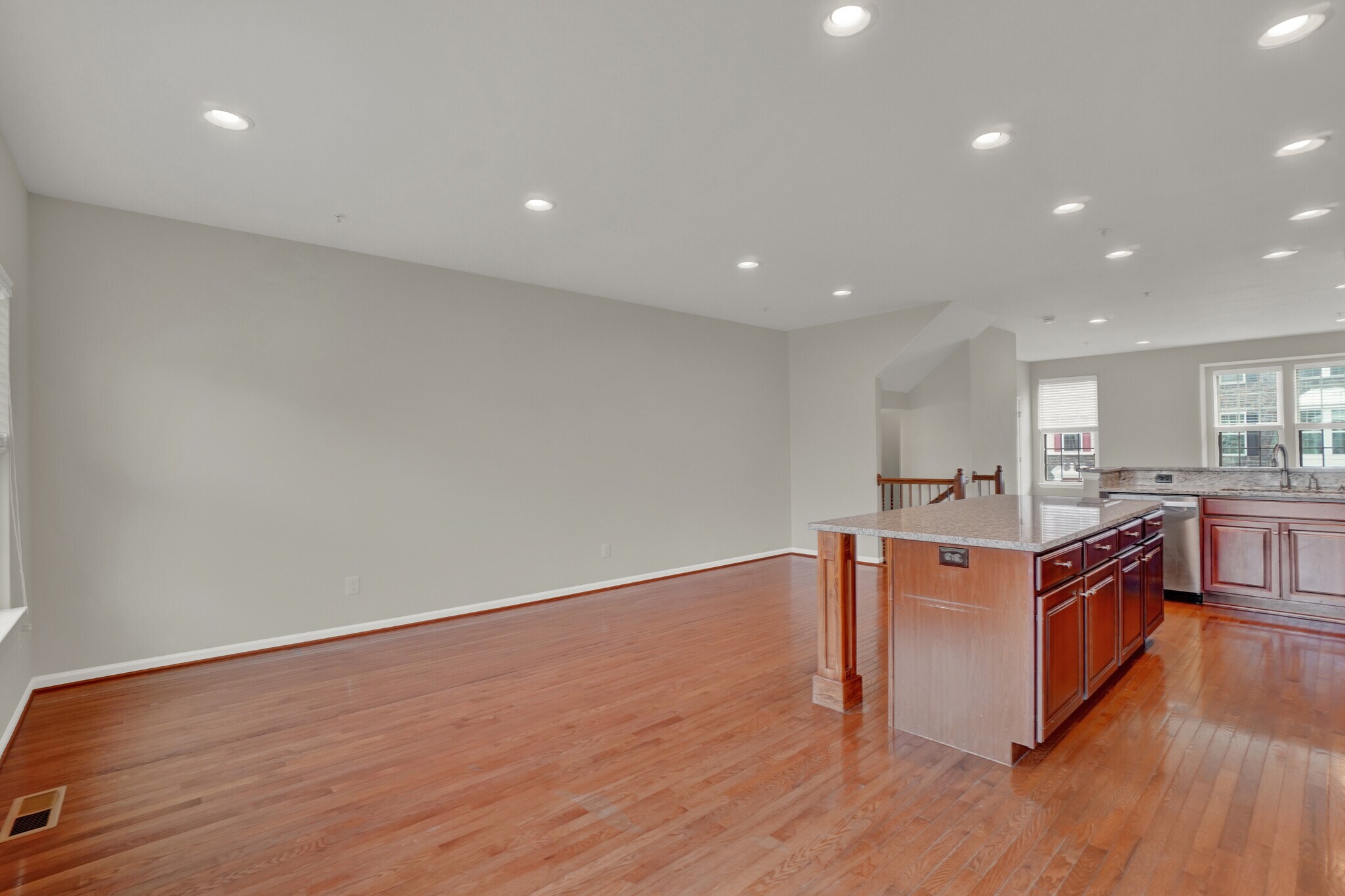 Building Photo - 1269 Elderslie Ln