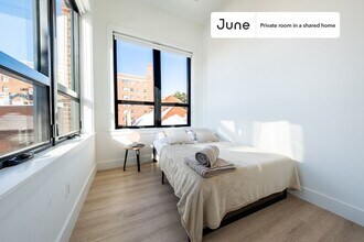 Building Photo - Room in Shared 4 bed/2 bath home