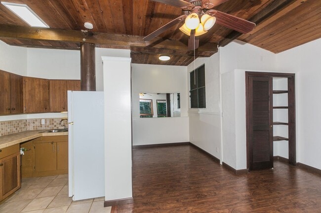 Building Photo - 45-308-308 Kahiko St