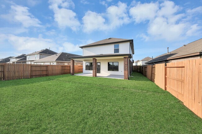 Building Photo - 26722 Lantana Cyn Dr