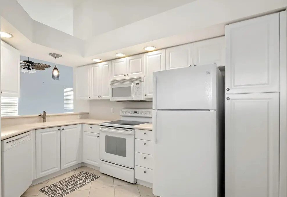 Building Photo - 314 Newport Dr