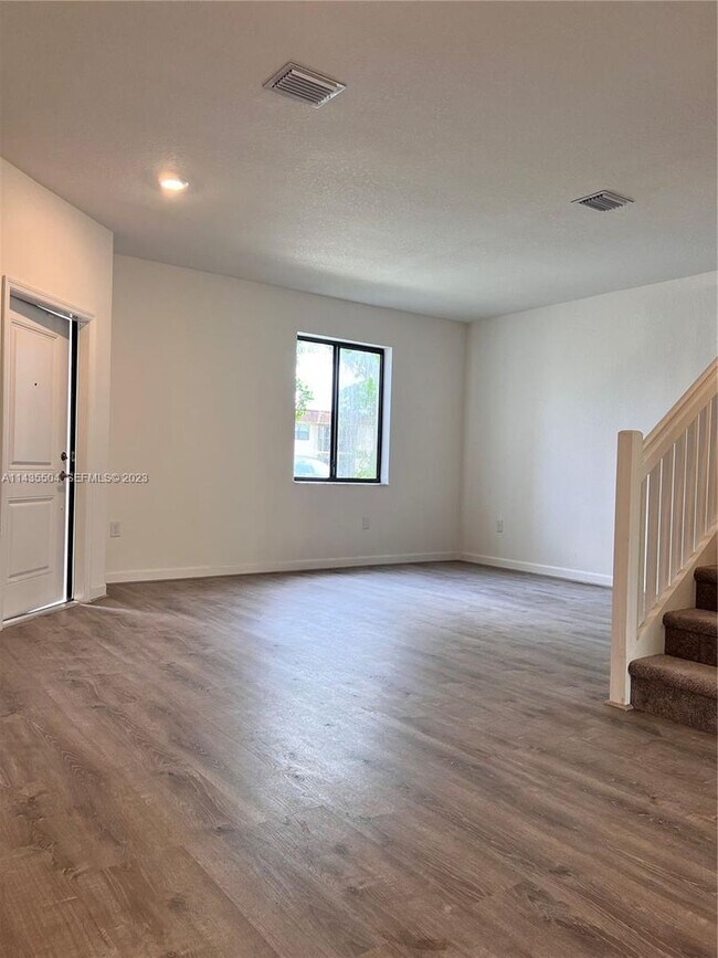 Building Photo - NEW CONSTRUCTION!!!! AMAIZING LOCATION!!!