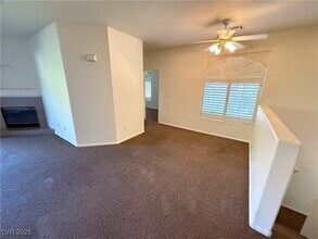 Building Photo - 2050 W Warm Springs Rd