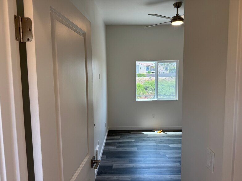 Building Photo - 3535 Hatteras Ave