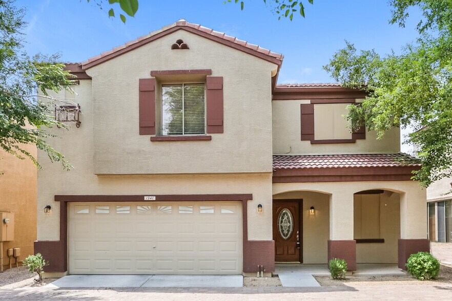 Primary Photo - 1341 E Dunbar Dr