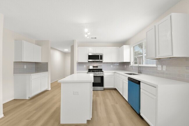 Building Photo - 7919 Buffalo View Ln