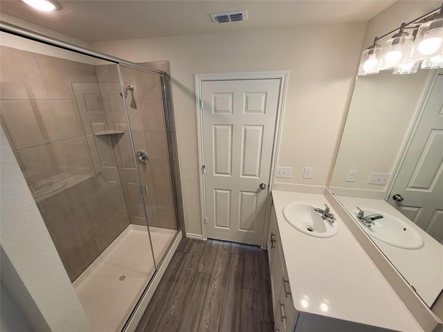 Building Photo - 1049 Knightly Ln