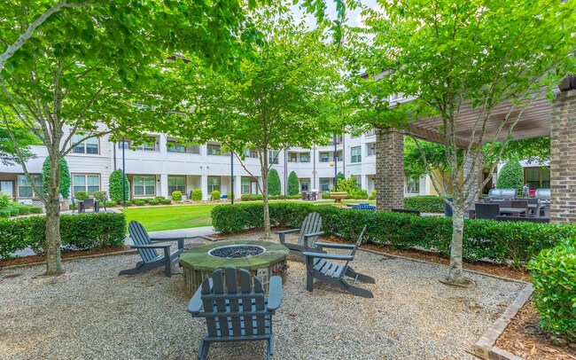 Building Photo - 1200 Brookwood Dr