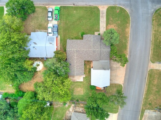 Building Photo - 1429 Casady Ln