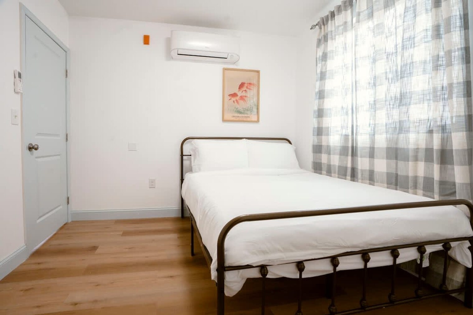 Building Photo - 1384 Ridge Ave