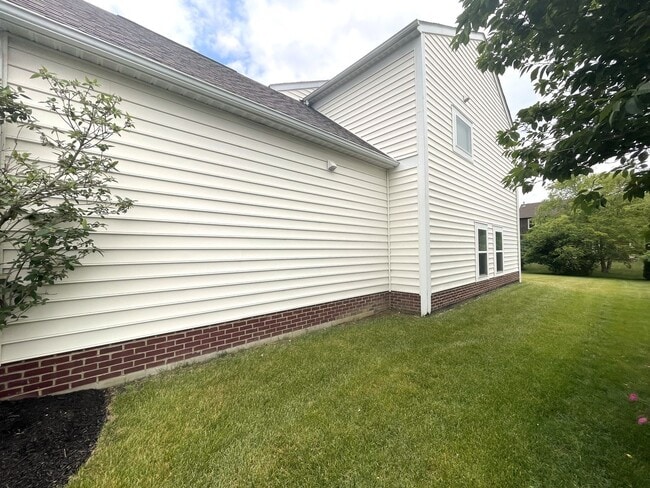 Building Photo - 6127 Janes Way