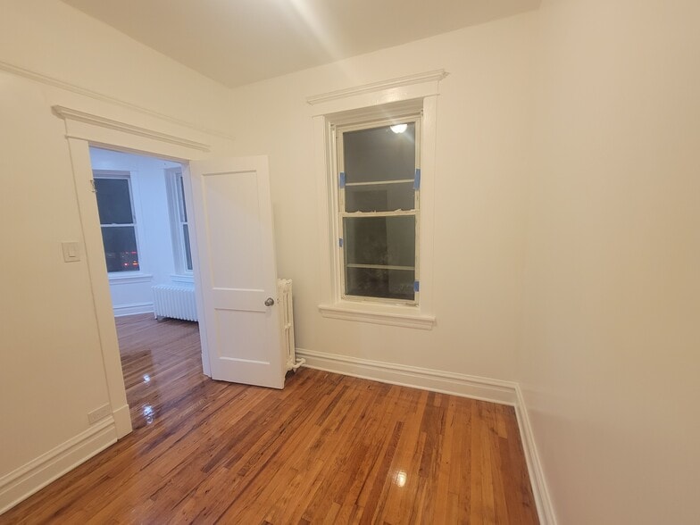 Bedroom 2 - 1905 N Pulaski Rd