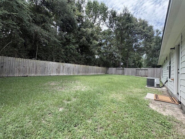 Building Photo - 5525 N Buffalo Cir