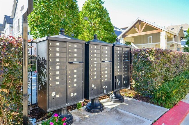 Building Photo - 12538 Holly Blue Ln