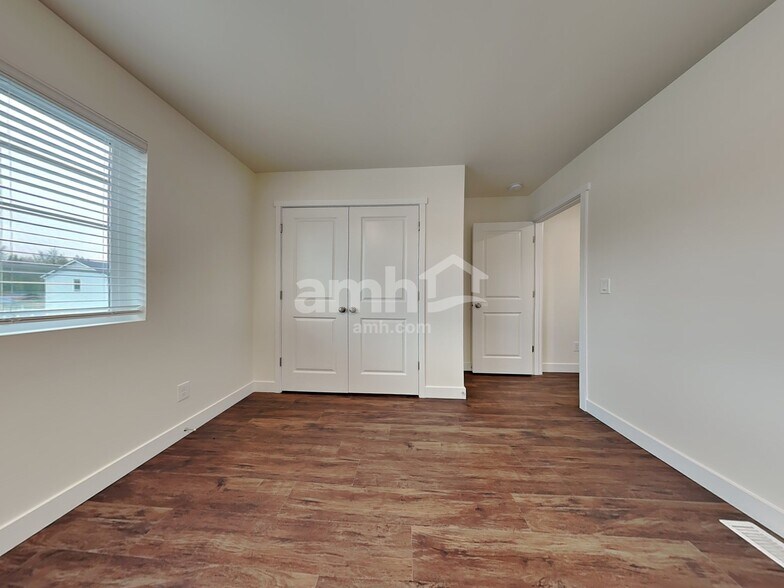 Building Photo - 7727 Verona Loop