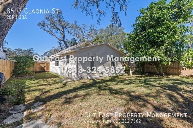 Building Photo - 8507 Claonia St