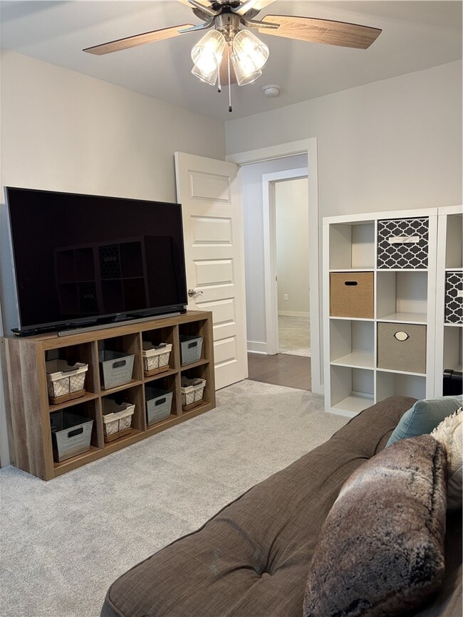 Building Photo - 2739 S Angels Rd