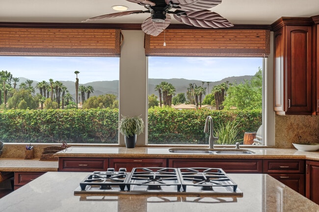 Building Photo - 99 Conejo Cir