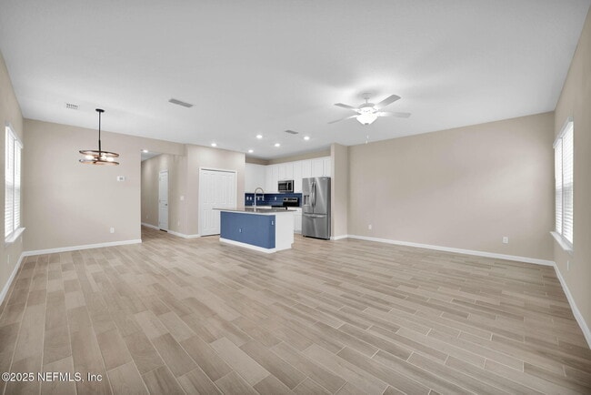 Building Photo - 180 Boracay Cir