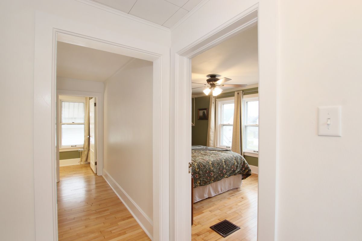 Building Photo - 27 15th St